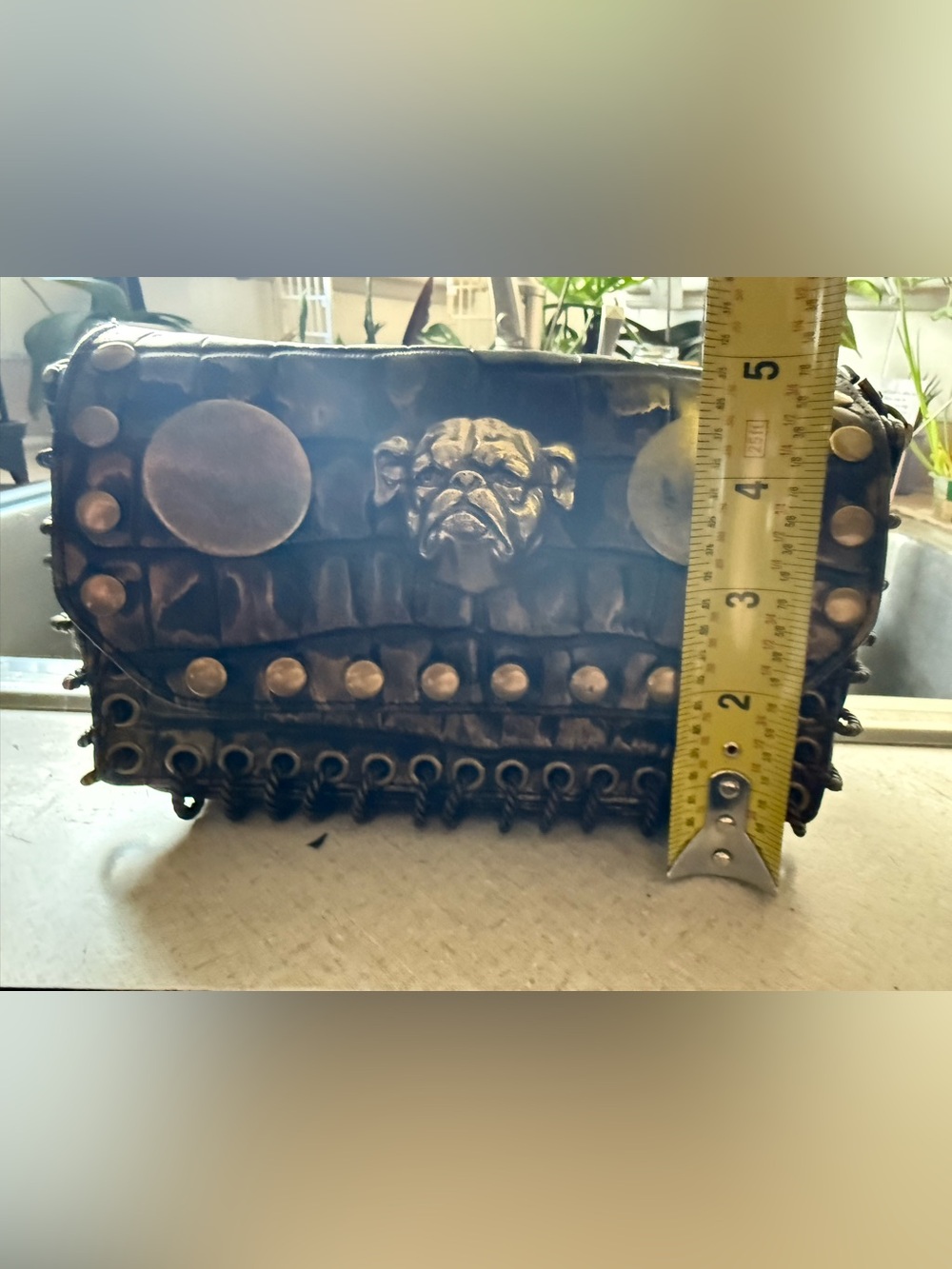 Betsy Johnson Black & Gold Studded Croc-Embossed Bulldog on the front - Picture 6 of 7